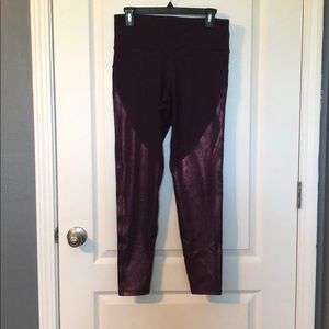 Old Navy. Active leggings